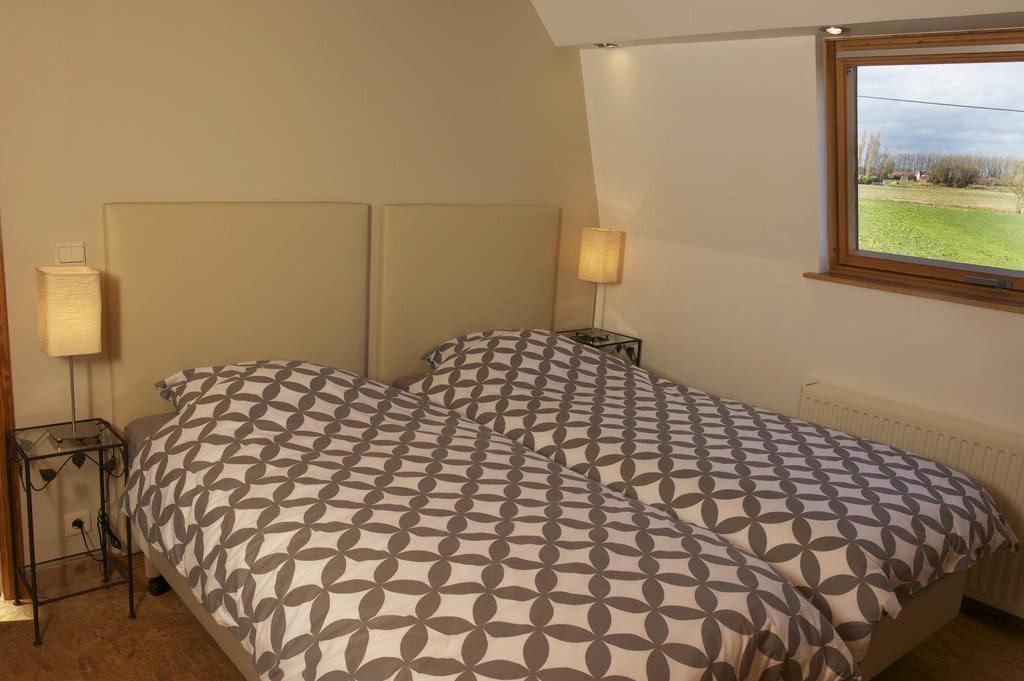 Au Detour Du Trieu Villa Estaimbourg Room photo