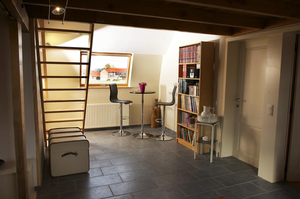 Au Detour Du Trieu Villa Estaimbourg Room photo